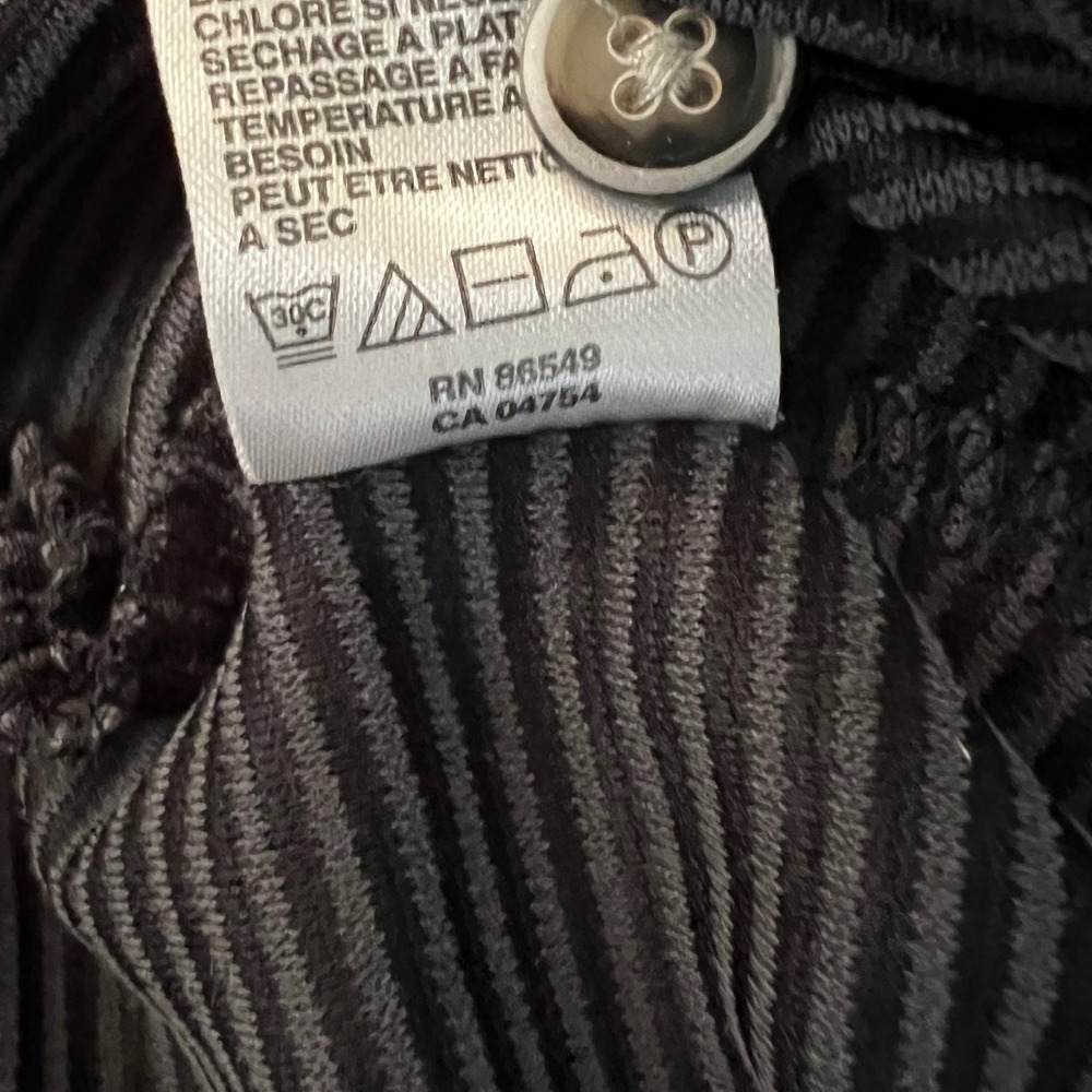 Tommy Bahama Mens Large Polo Shirt Black Grey Striped Textured Modal Blend Short - Picture 7 of 8